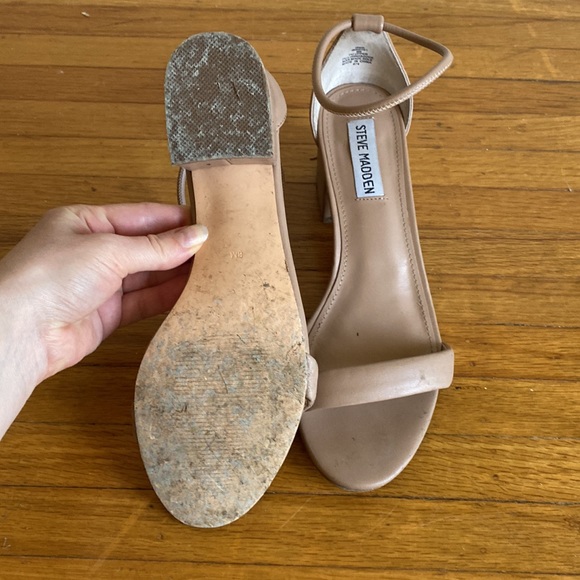 Steve Madden nude block heels - Picture 3 of 3